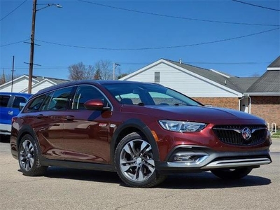 2018 Buick Regal TourX for Sale in Chicago, Illinois