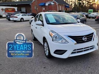 2019 Nissan Versa for Sale in Chicago, Illinois