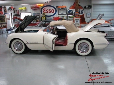 1954 Chevrolet Corvette Polo White Red Interior