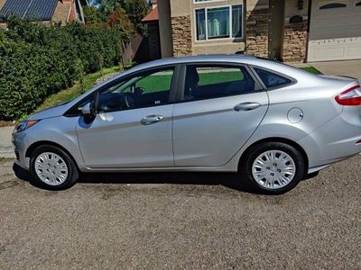 2017 Ford Fiesta with low miles and excellant condition $10,200