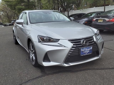 2020 Lexus IS