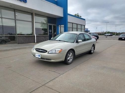 2003 Ford Taurus for Sale in Denver, Colorado