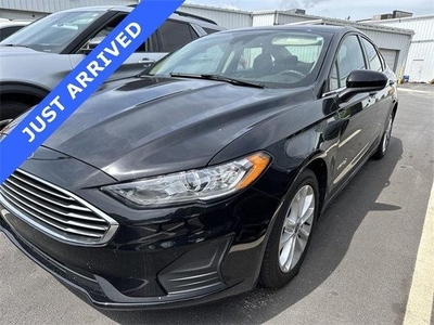 2019 Ford Fusion Hybrid for Sale in Saint Louis, Missouri