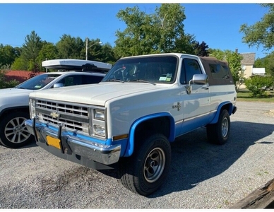 FOR SALE: 1987 Chevrolet K5 Blazer Silverado $9,000 USD