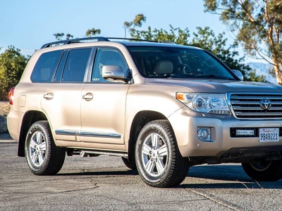 FOR SALE: 2013 Toyota Land Cruiser $27,750 USD
