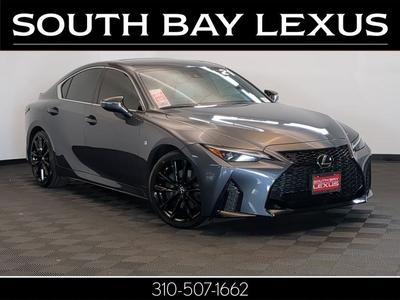 2021 Lexus IS