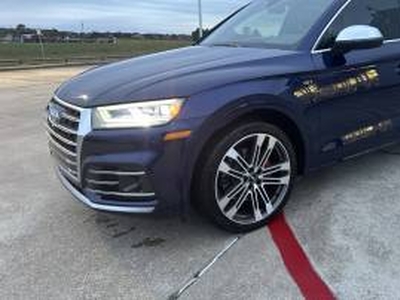 Audi SQ5 3000