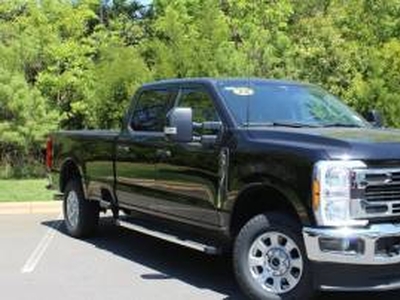 Ford Super Duty F-250 7300