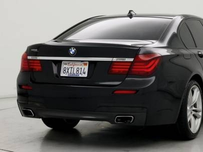 BMW 7 Series 4.4L V-8 Gas Turbocharged