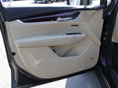 2019 Cadillac XT5 Luxury AWD in Schaumburg, IL