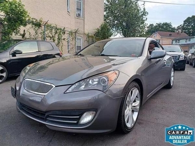 2010 Hyundai Genesis Coupe for Sale in Co Bluffs, Iowa