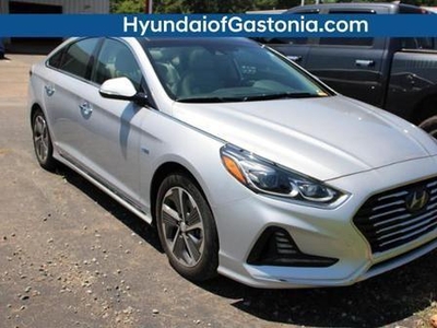 2019 Hyundai Sonata Hybrid for Sale in Co Bluffs, Iowa