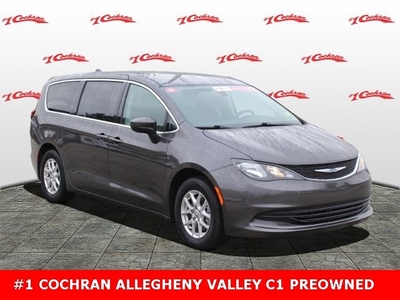Used 2017 Chrysler Pacifica Touring FWD