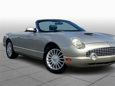 2005 Ford Thunderbird