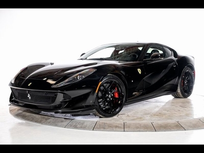 Certified 2018 Ferrari 812 Superfast for sale in PLAINVIEW, NY 11803: Hatchback Details - 673365504 | Kelley Blue Book