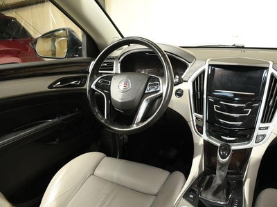 2015 Cadillac SRX Luxury Collection in Branford, CT
