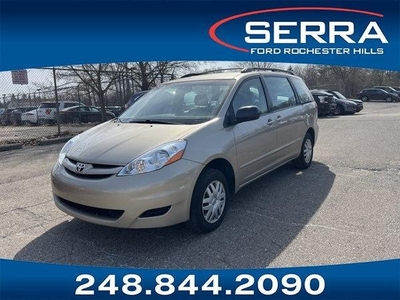 2008 Toyota Sienna for Sale in Chicago, Illinois