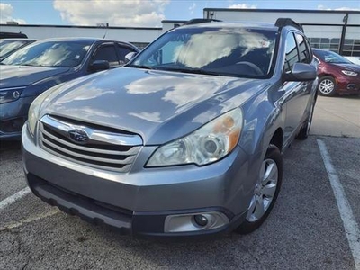 2011 Subaru Outback for Sale in Northwoods, Illinois
