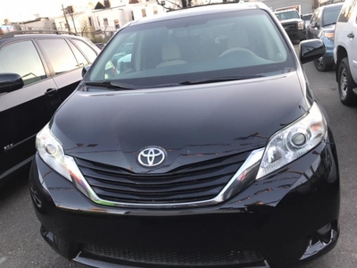 2012 Toyota Sienna 5dr 7-Pass Van V6 LE AAS FWD (Natl) for sale in Jersey City, NJ