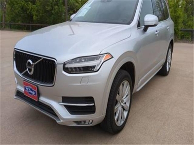 2018 Volvo XC90 T6 Momentum