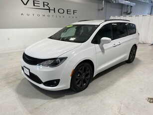 2018 Chrysler Pacifica