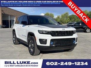 PRE-OWNED 2022 JEEP GRAND CHEROKEE TRAILHAWK 4XE WITH NAVIGATION & 4WD