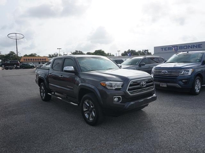 2017 Toyota Tacoma 4X2 Limited 4DR Double Cab 5.0 FT SB