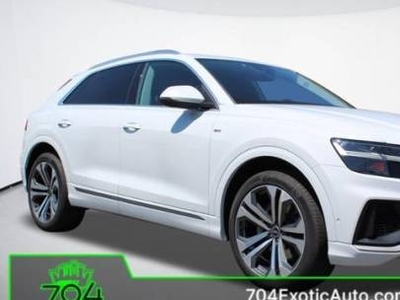 Audi Q8 3000