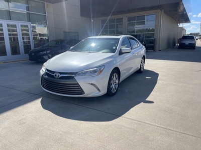 Used 2016 Toyota Camry XLE