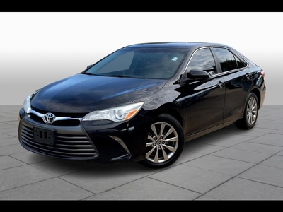 Used 2016 Toyota Camry XLE