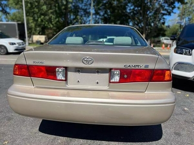2000 Toyota Camry for Sale in Co Bluffs, Iowa