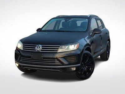 2015 Volkswagen Touareg for Sale in Co Bluffs, Iowa