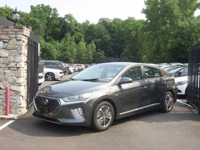 2020 Hyundai Ioniq Plug-In Hybrid for Sale in Co Bluffs, Iowa