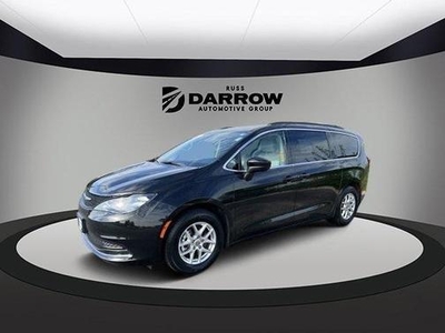 2021 Chrysler Voyager for Sale in Co Bluffs, Iowa