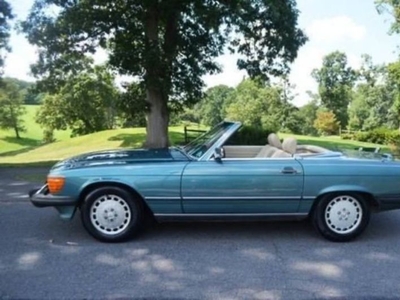 FOR SALE: 1988 Mercedes Benz 560 SL $23,995 USD