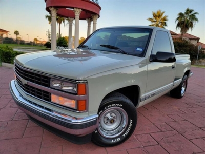 FOR SALE: 1992 Chevrolet C1500 $20,895 USD