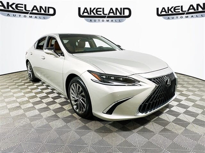 2024 Lexus ES