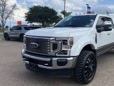 Ford Super Duty F-450 6.7L V-8 Diesel Turbocharged