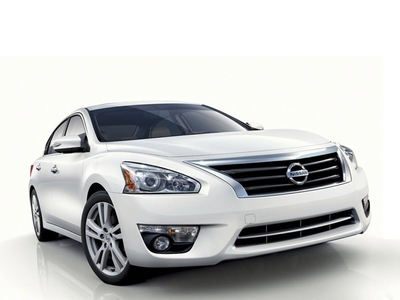 Used 2015 Nissan Altima 2.5 SL w/ Technology Package