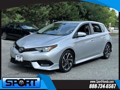 Used 2018 Toyota Corolla iM w/ All-Weather Mat Package