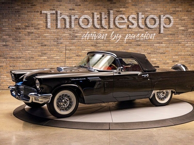 1957 Ford Thunderbird E-CODE