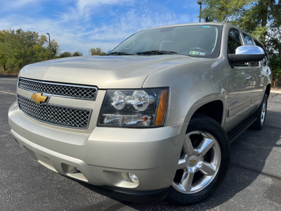 2013 *Chevrolet Suburban* 4WD 1500 LT 133K 5.3L V8 ENGINE 3RD ROW LEATHER CLEAN TITLE for sale in Akron, OH