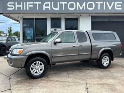 2006 Toyota Tundra for Sale in Northwoods, Illinois