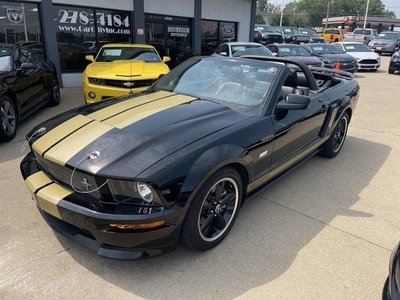 2007 Ford Mustang for Sale in Northwoods, Illinois