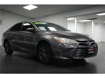 2015 Toyota Camry for Sale in Oak Park, Illinois