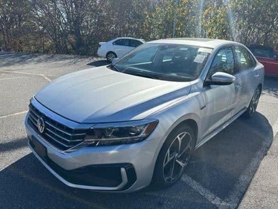 2020 Volkswagen Passat for Sale in Northwoods, Illinois