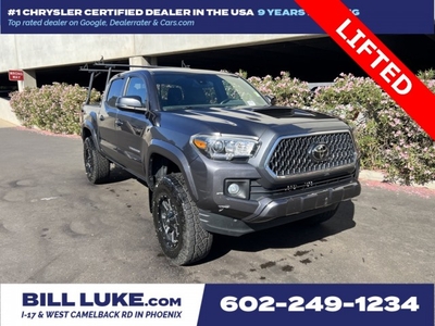 PRE-OWNED 2018 TOYOTA TACOMA TRD SPORT V6 WITH NAVIGATION & 4WD