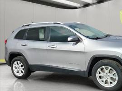 Jeep Cherokee 2400