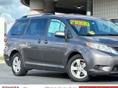 Toyota Sienna 3500