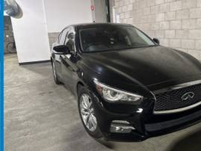 INFINITI Q50 2000